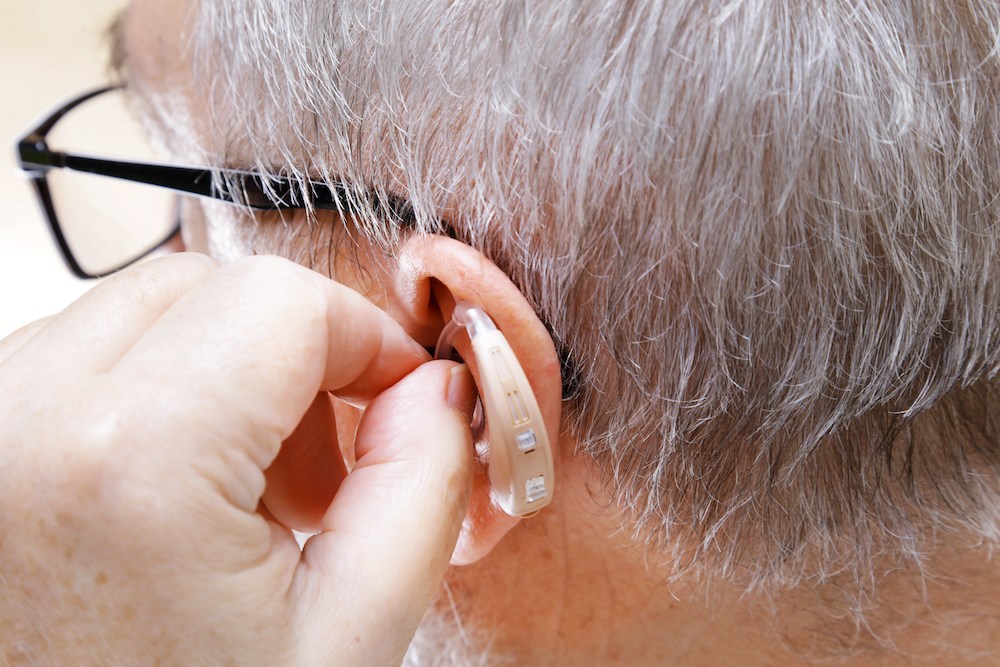 How to Store Hearing Aids Safely While Traveling | Anne Arundel Audiology